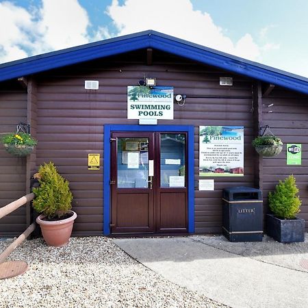 4 Pinewood Retreat Vila Lyme Regis Exterior foto